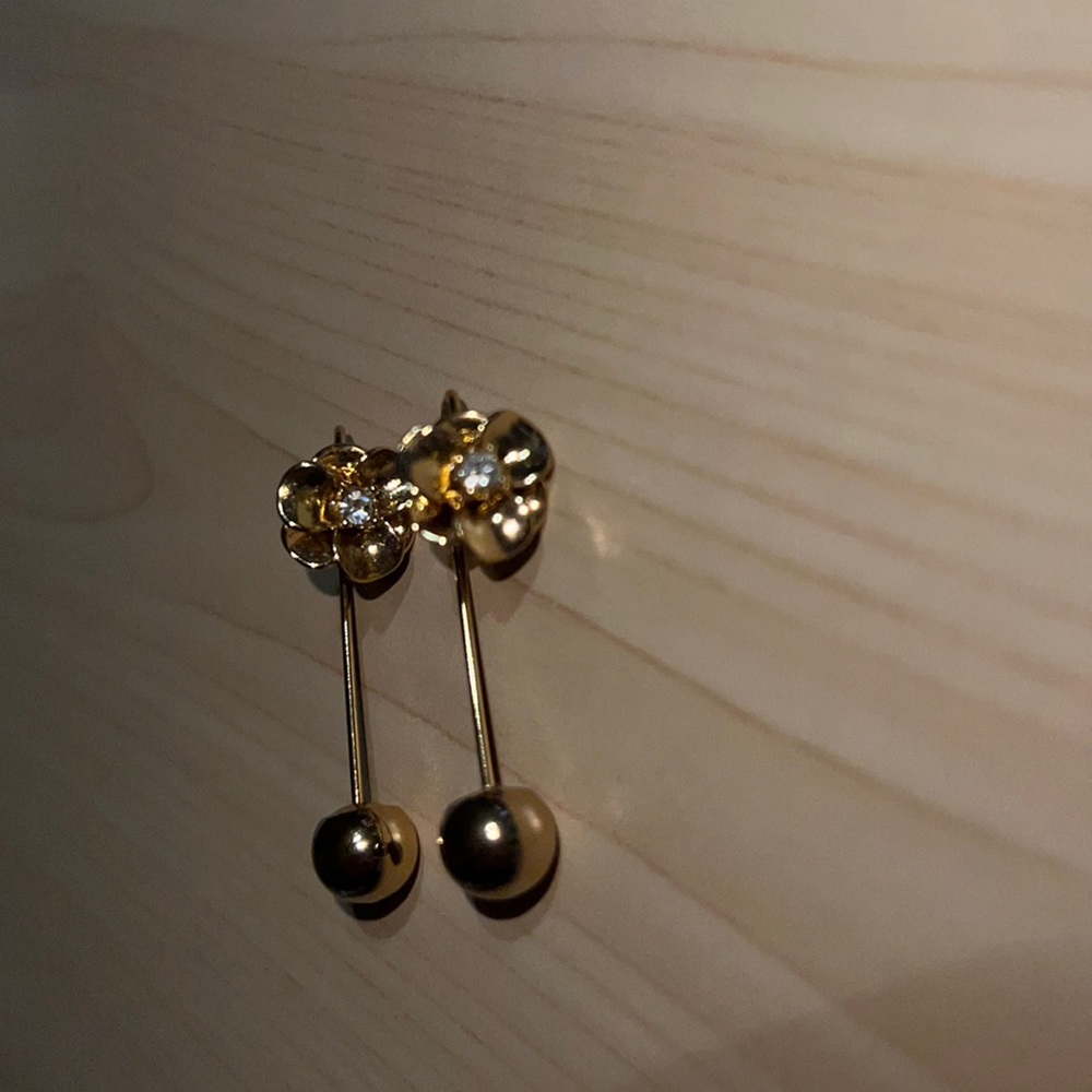 Kate Spade ♠️ New York flower drop earrings